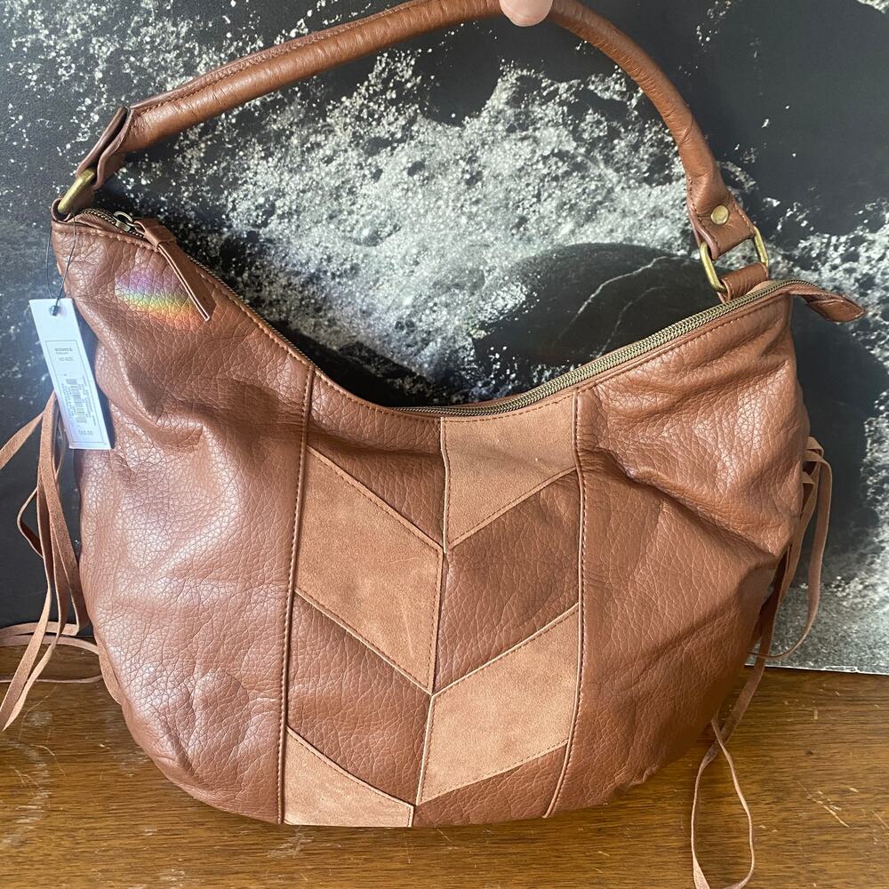 NWT Chevron Pattern Sonoma Leather Camel Brown Shoulder Bag Purse Pockets Zip